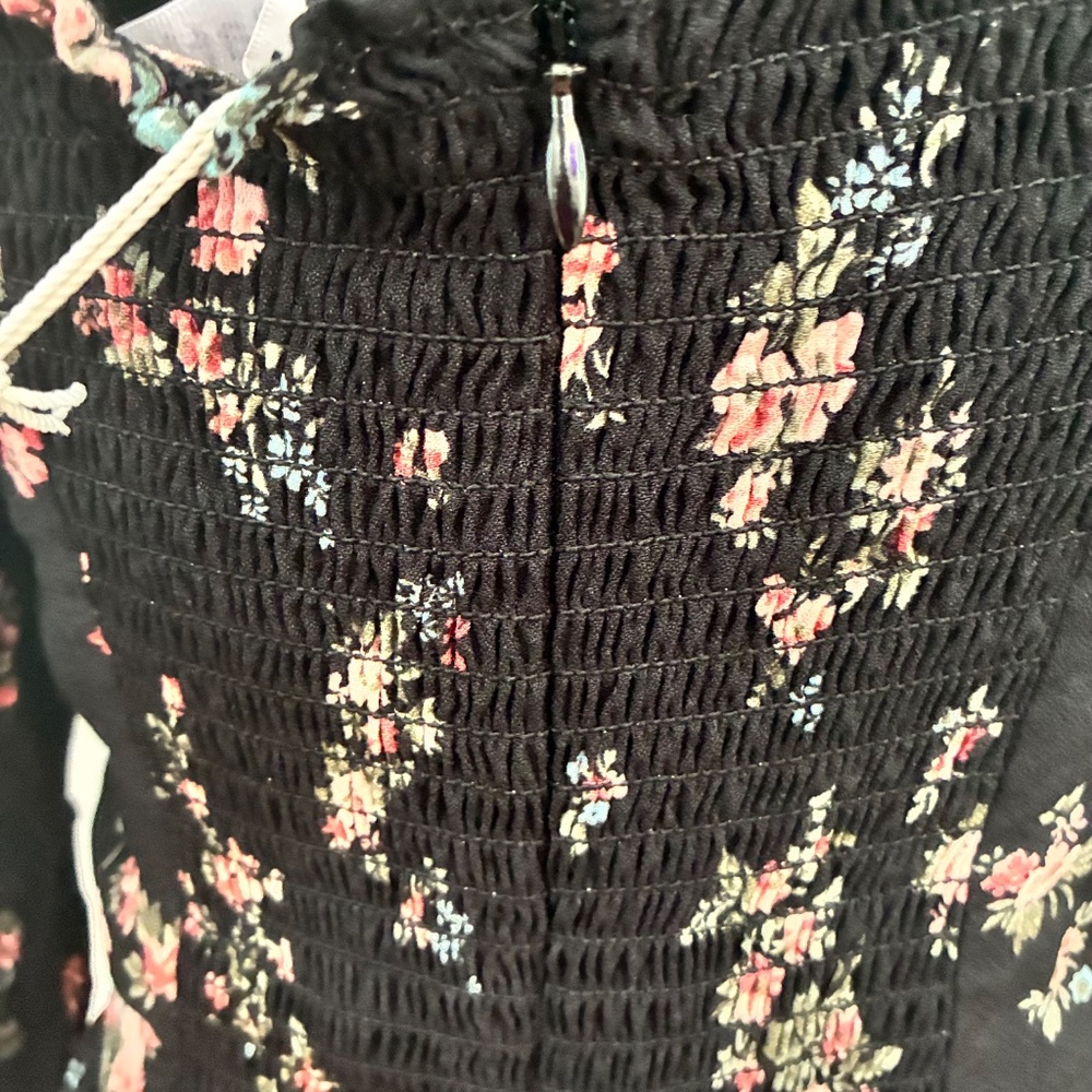 Mica Dress - Picture 9 of 14